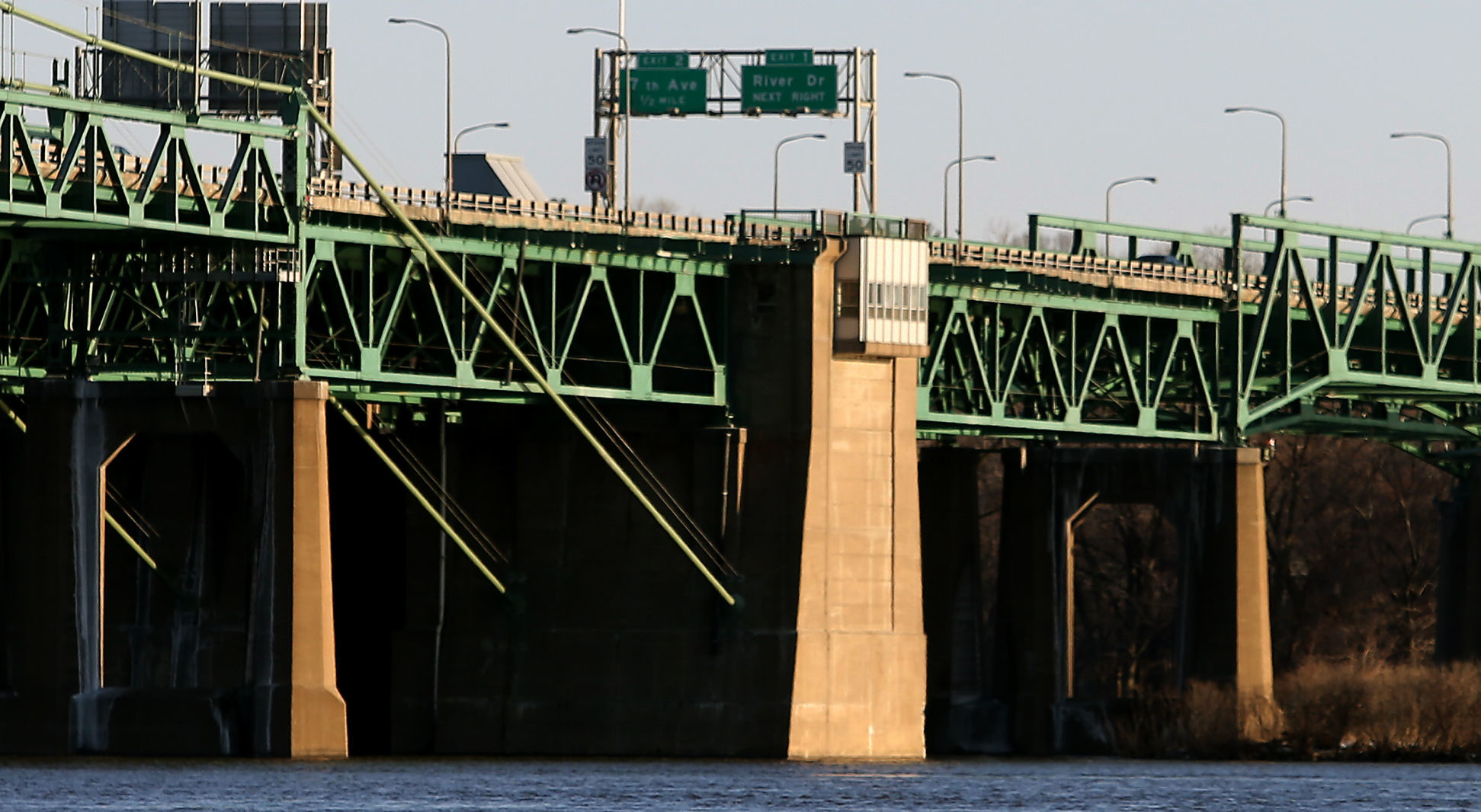 Interstate 74 bridge